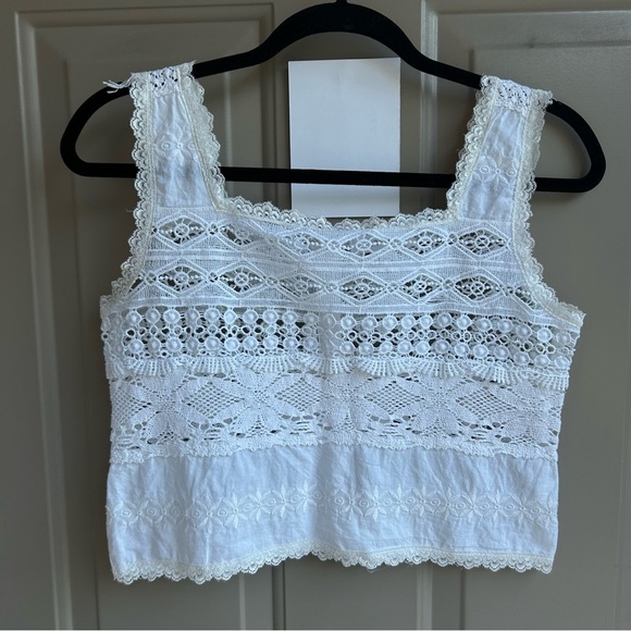 Easel White Lace Tank Top - Picture 1 of 8